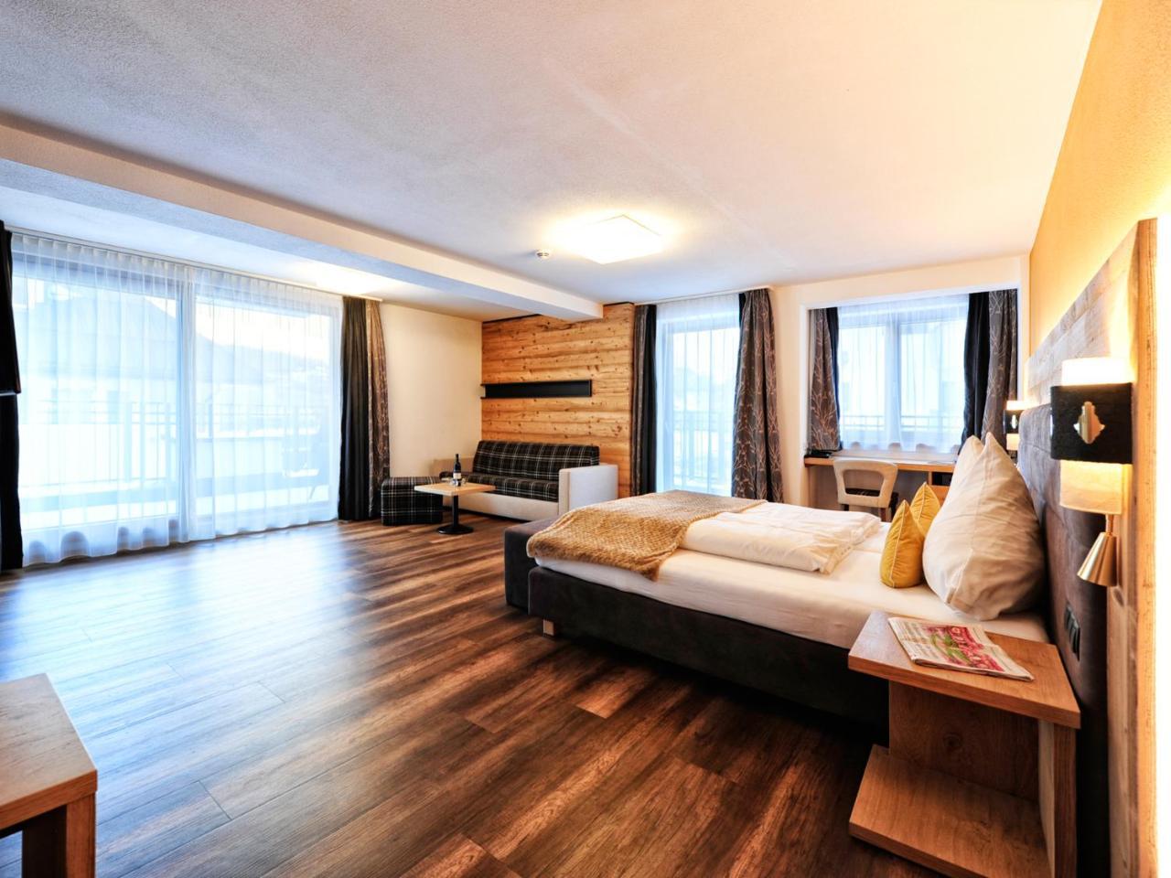 Hotel Ferienglueck Ішгль Екстер'єр фото