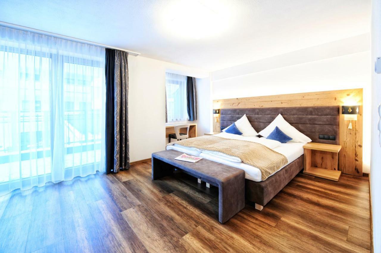 Hotel Ferienglueck Ішгль Екстер'єр фото